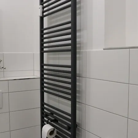 Hostel Schlafwerk24 *